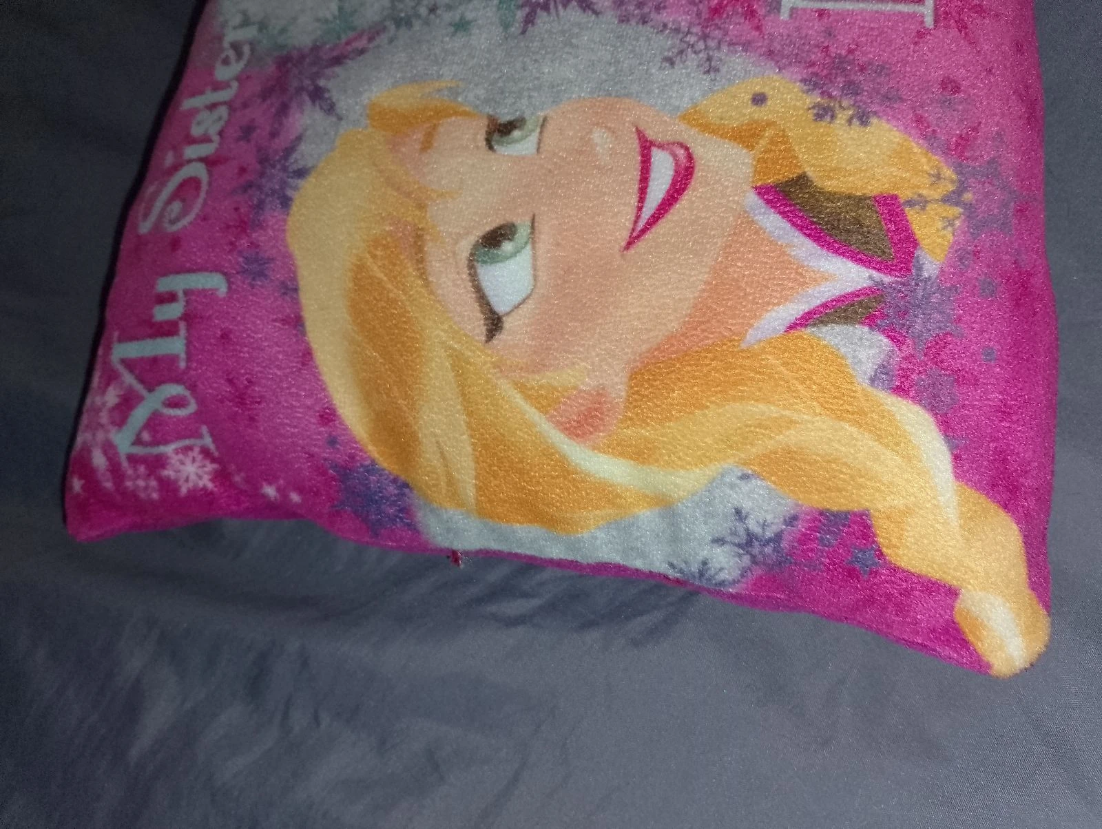 Almofada La Reine des Neige rosa My sister My héro – photo 2